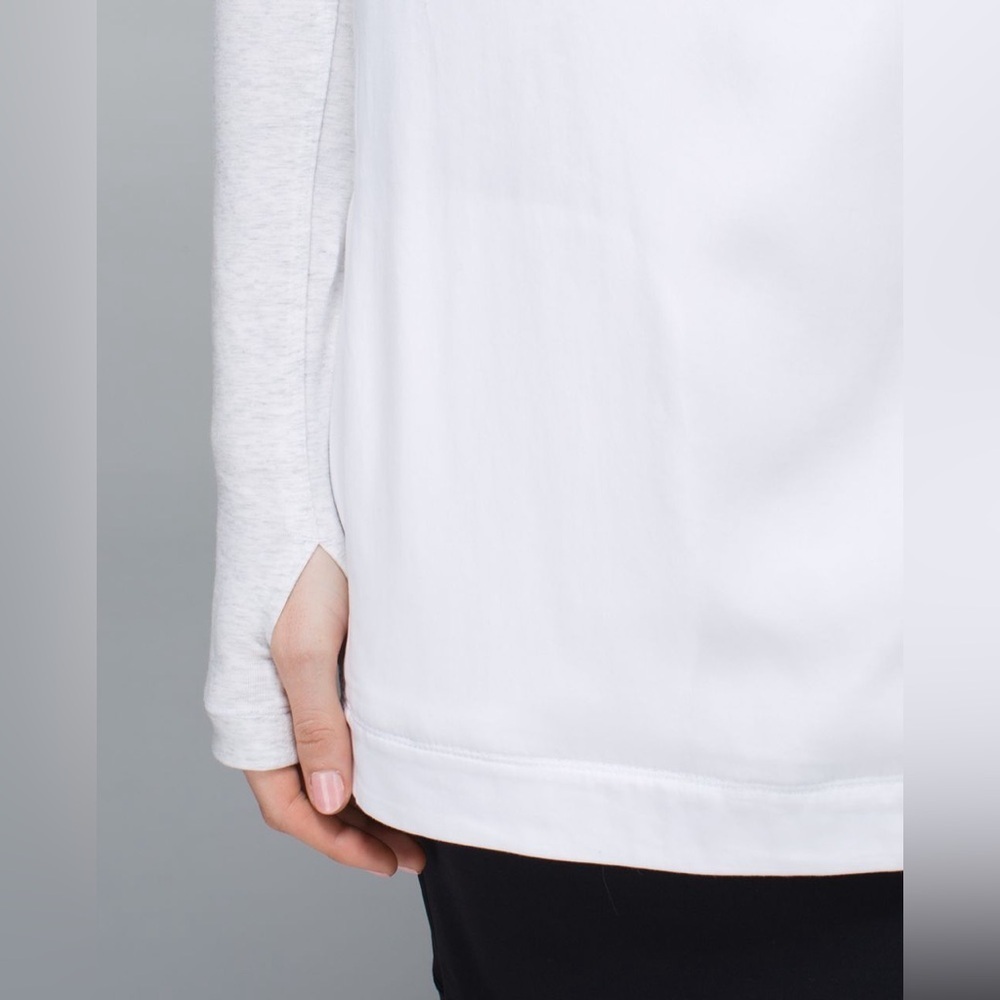 Lululemon Blissed Out Wrap in White / Heathered White • size 6 - Picture 5 of 14